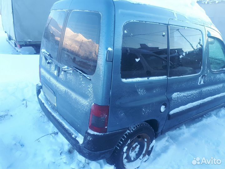 Citroen Berlingo 1.4 МТ, 2011, битый, 105 000 км