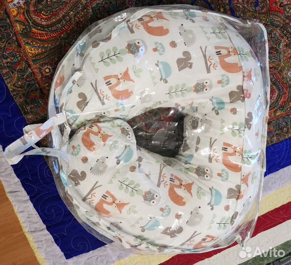 Подушка для кормления chicco boppy