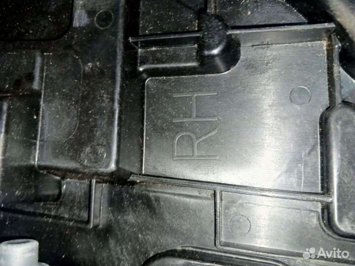 Стеклоподъемник задний правый Kia Sportage 4