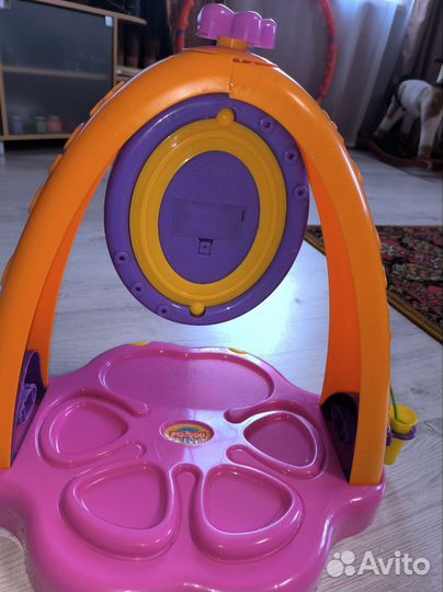 Детский туалетный столик для девочки с зеркалом