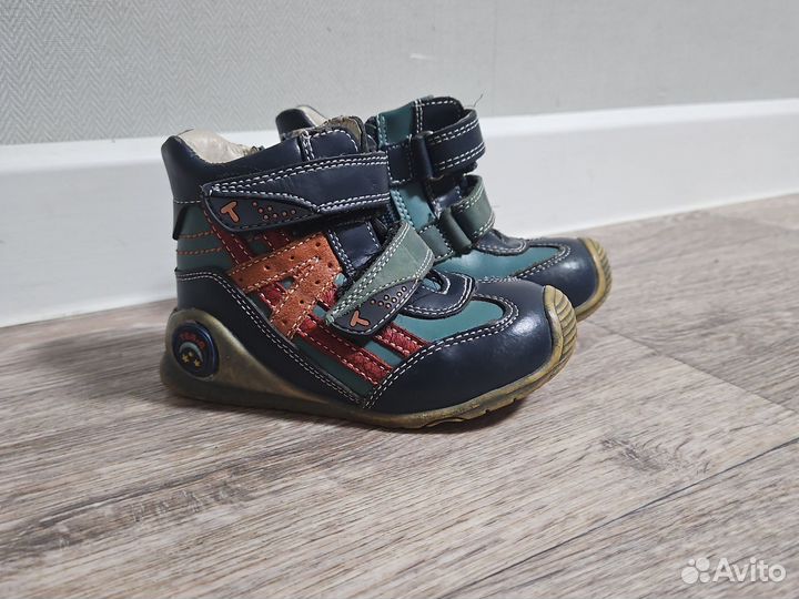 Ботинки детские 22 размер