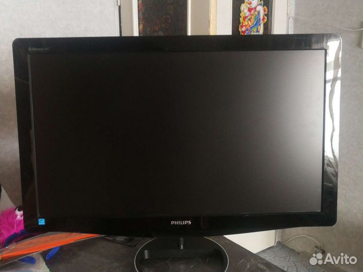 Монитор Philips 24