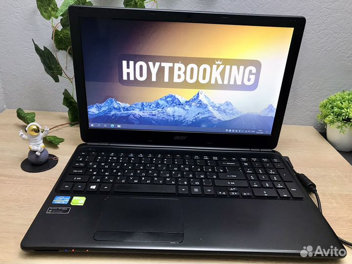 Ноутбук Acer мощный 2 видюхи на i3/8gb/SSD/HDD