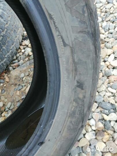 Yokohama Avid GT 235/55 R19 и 235/55 R19