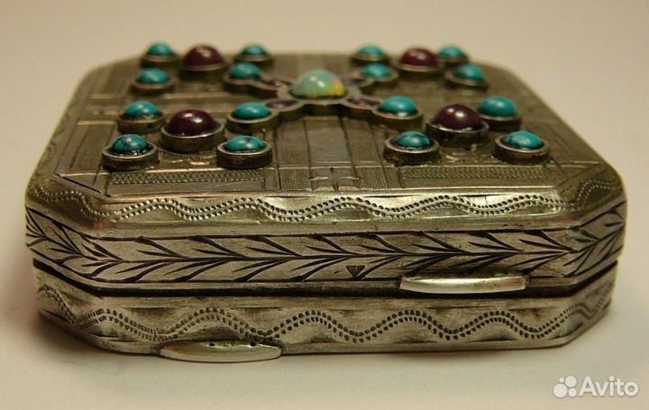 Фаберже, мастер Г.Вигстрем, коробочка-пудреница