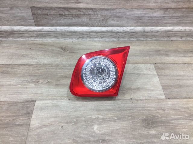 Фонарь задний правый внутренний Jetta 5 2005-2011