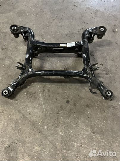 Подрамник задний Audi Q7 4M Q8