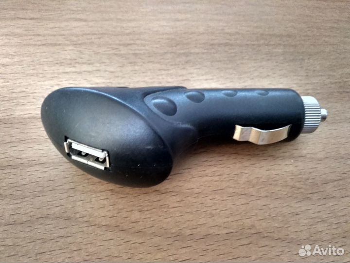 Адаптер питания 12V авто - USB
