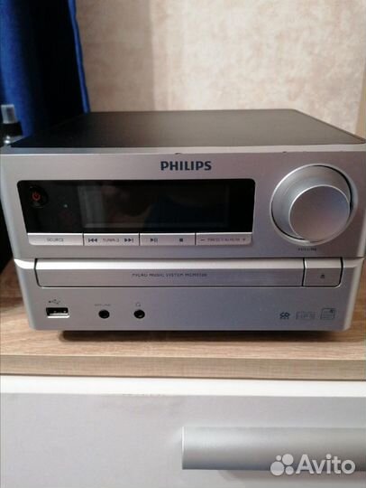 Музыкальный центр philips