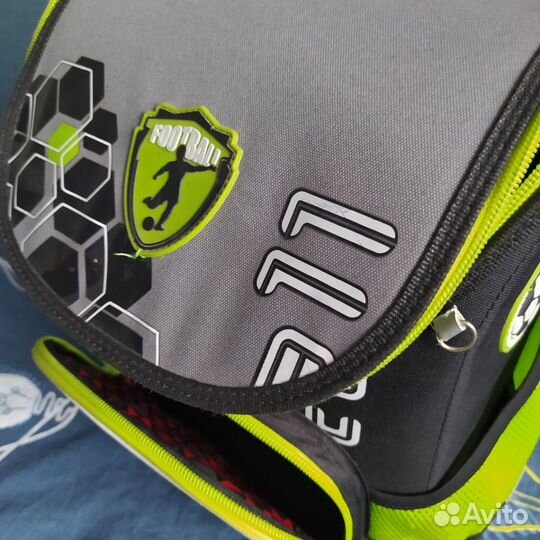 Рюкзак школьный для мальчика grizzly