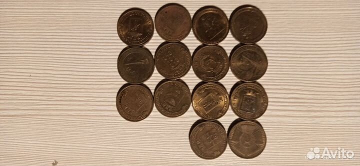 Юбилейные монеты