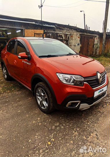 Renault Logan Stepway 1.6 МТ, 2019, 49 529 км