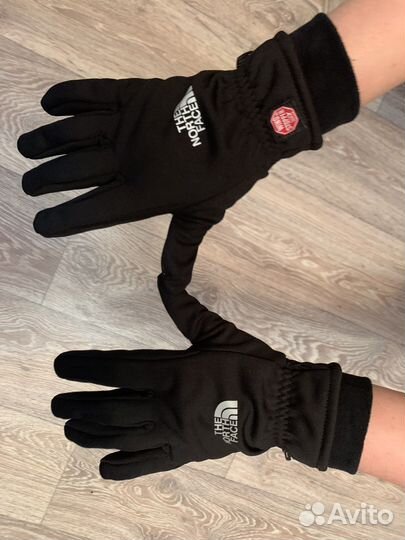 Перчатки The north face