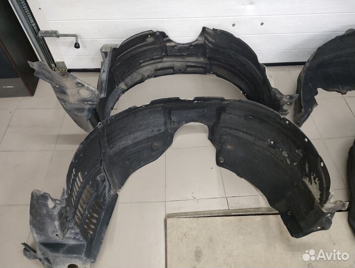 Подкрылки оригинальные Лексус RX350