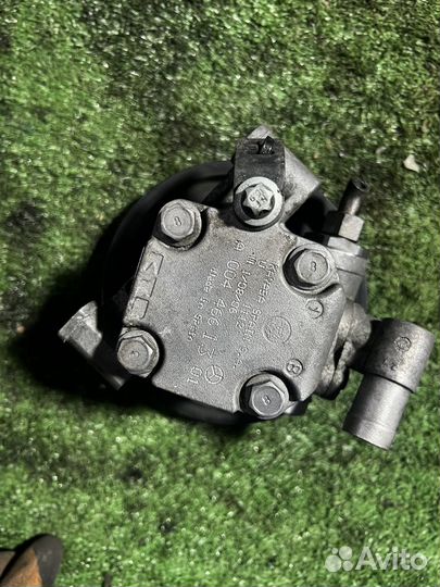 Насос гур Mercedes-Benz C класс 2.2 CDI W203 OM646