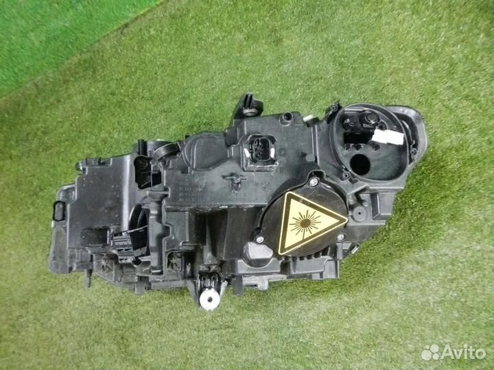 Фара правая BMW 3-Series