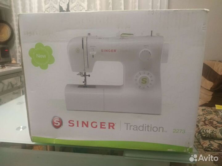 Швейная машина Singer
