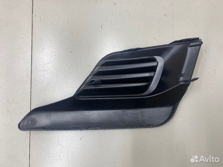 Решетка в бампер левая Renault Logan 2 После 2018