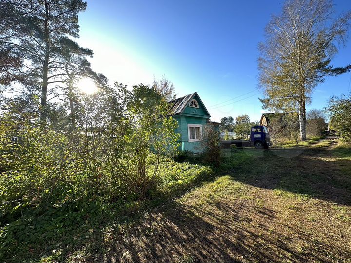 Дача 30 м² на участке 9 сот.