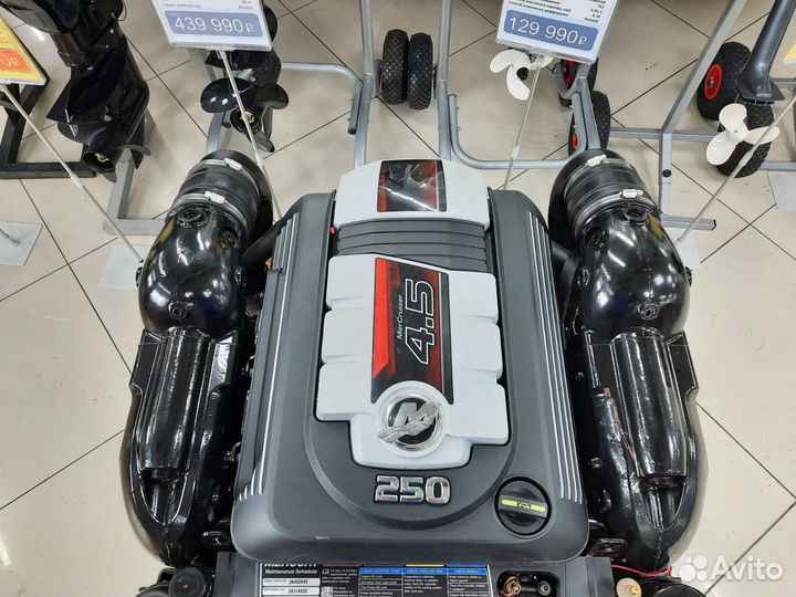 Двигатель Mercury MerCruiser 4.5L - 250