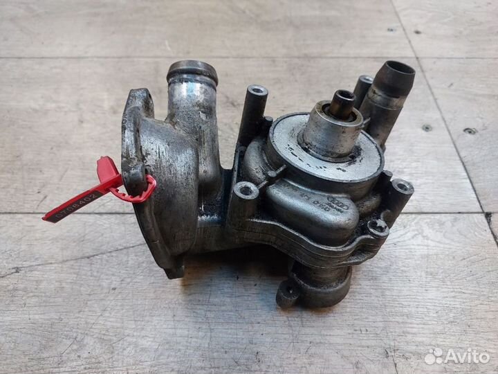 Audi a8 d3 помпа системы охлаждения