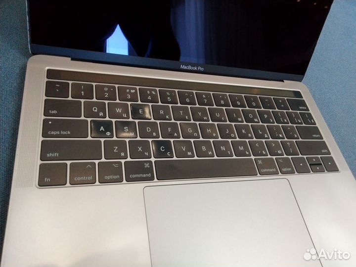 Macbook pro 13 i7 16