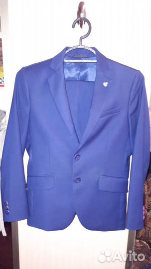 Костюм школьный размер 36 рост 146
