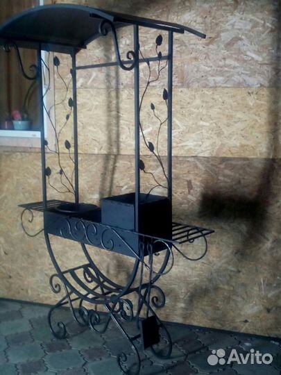 Мангалы с элементами ковки