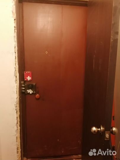 Дверь входная металлическая