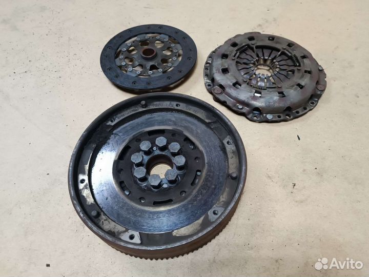 Маховик BMW E46 2,0 дизель