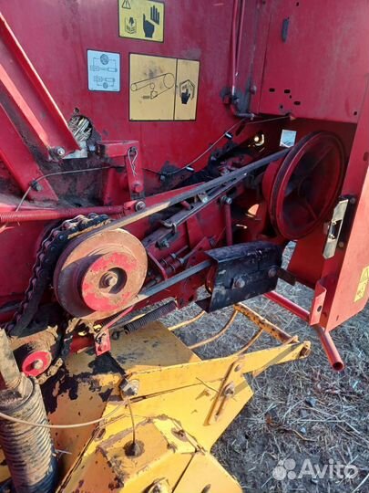 Пресс-подборщик New Holland 648, 2002