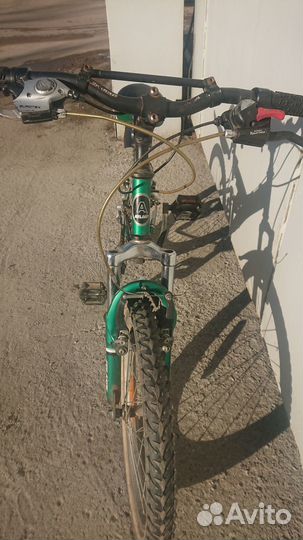 Велосипед Atlant. колеса 20