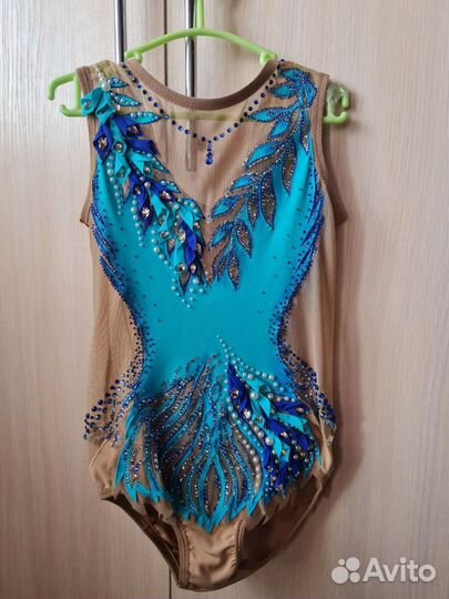 Купальник сдам или продам для художеств гимн