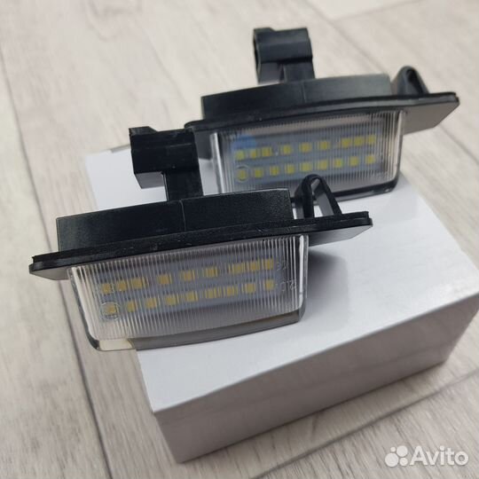 Подсветка номера на Mitsubishi Outlander 2 3