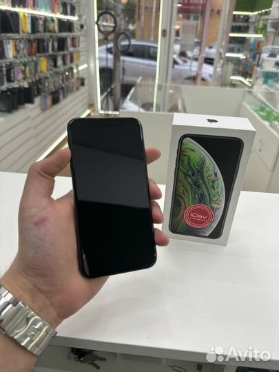 iPhone Xs, 64 ГБ