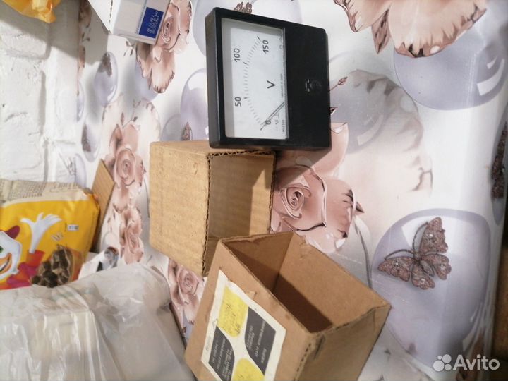 Вольтметр м42300 150v