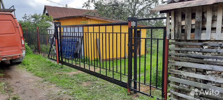 Двери, ворота, заборы, навесы, крыльцо