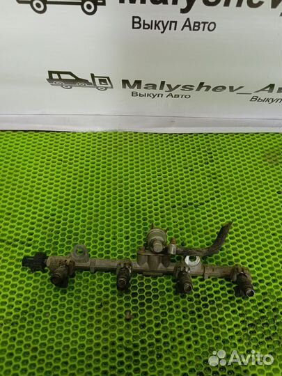 Топливная рампа + форсунки Geely mk