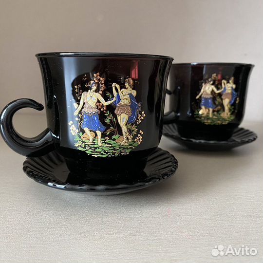 Чашки с блюдцами 4 шт