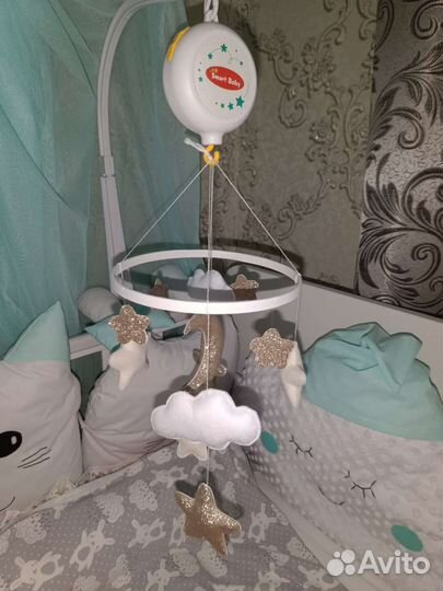 Мобиль на кроватку из фетра