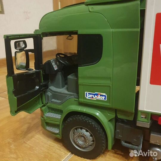Машина bruder тягач 53см