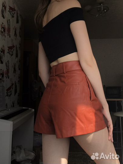 Шорты из экокожи zara