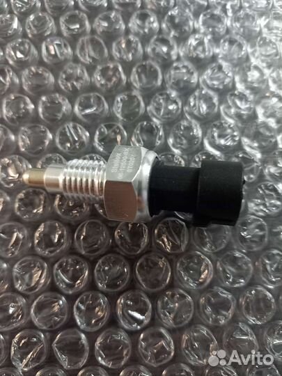 Датчик заднего хода