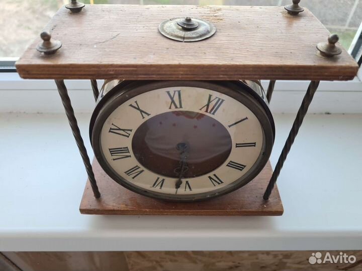 Часы настольные СССР 