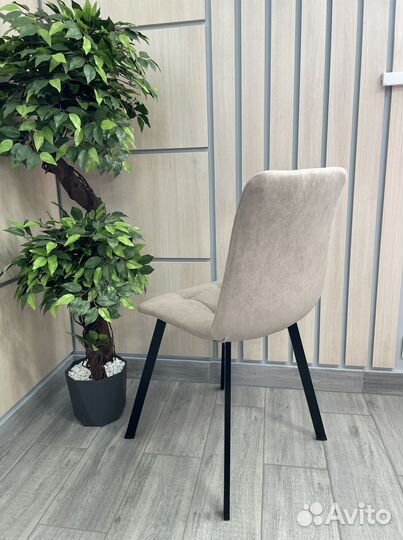 Поставка мягких стульев от производителя