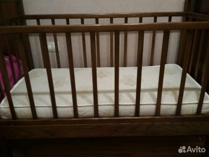 Кровать из дуба