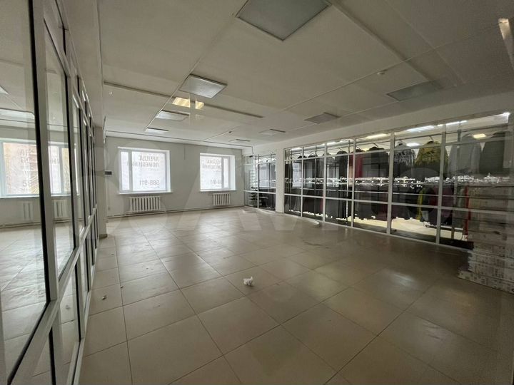 Торговая площадь, 51.7 м²