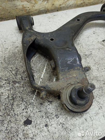 Рычаг подвески передний правый Land Rover