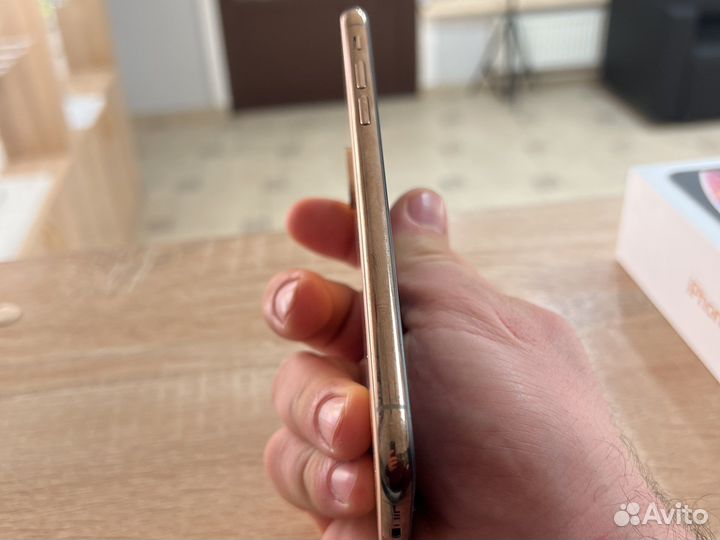 iPhone xs 256 gb gold