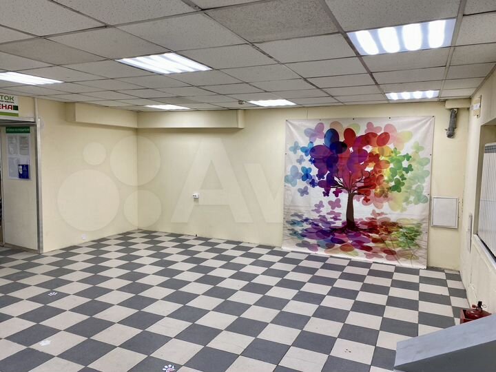 Торговая площадь, 18 м²